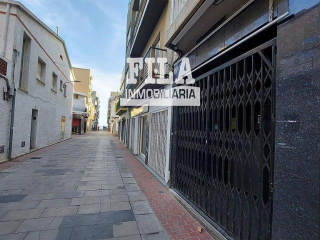 Local comercial en venta en Calafell, de 102 m² por 170.000