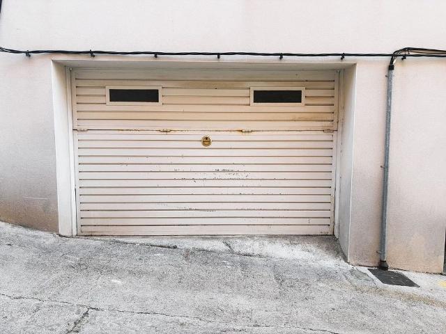 Local comercial en venta en calle Castell, Bellpuig, de 35 m² por 25.000