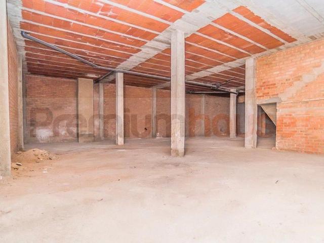 Local comercial en venta en calle Cinc, Tarragona, de 304 m² 1 habitación por 82.900
