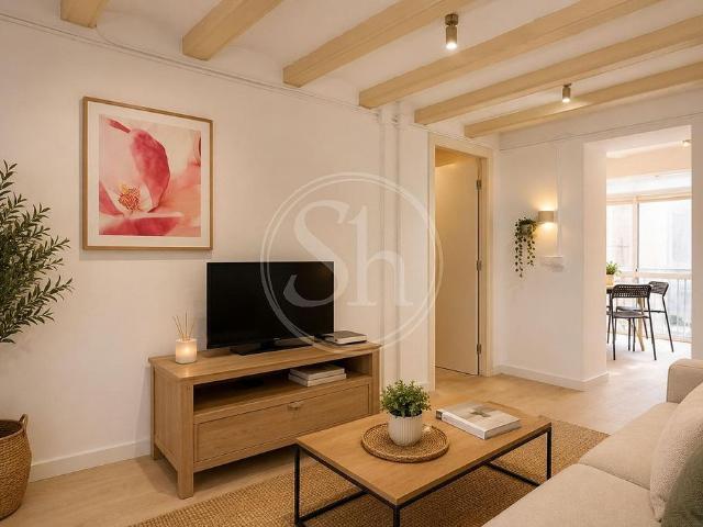 Local comercial en venta en calle Creu Coberta, Barcelona, de 50 m² 1 habitación por 215.000
