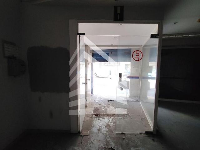 Local comercial en venta en calle Acadèmia, Lleida, de 174 m² 2 habitaciones por 110.000