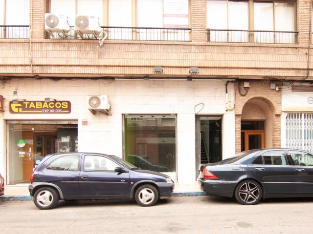 LOCAL COMERCIAL EN VENTA EN CALLE BENIGAFULL