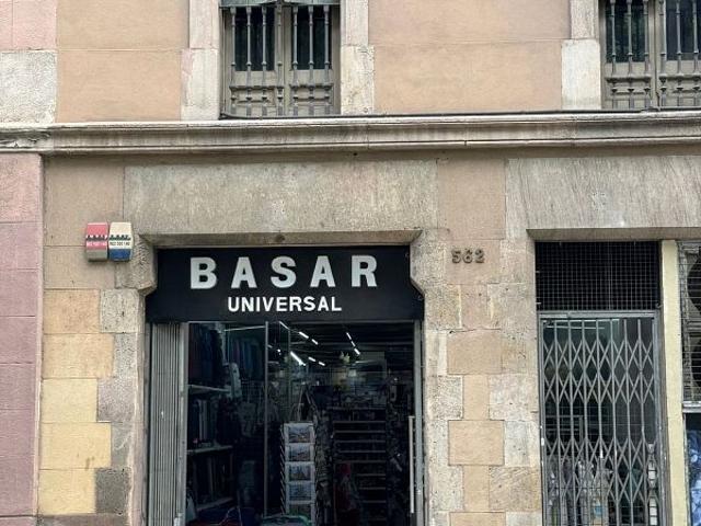 Local comercial en venta en calle Gran Via de Les Corts Catalanes, Barcelona, de 413 m² por 790.000