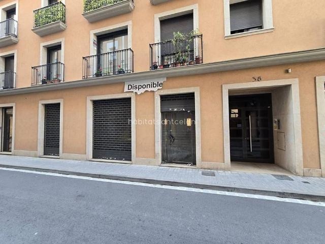 Local comercial en venta en calle Guayaquil, Granollers, de 85 m² por 175.000