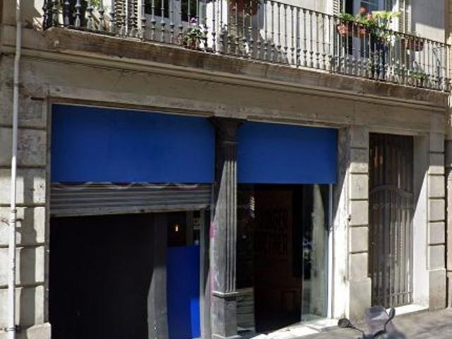 Local comercial en venta en calle D'ausiàs Marc, Barcelona, de 281 m² 5 habitaciones por 438.000