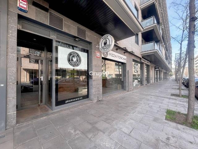 Local comercial en venta en calle D'agustí Duran i Santpere, Lleida, de 117 m² por 170.000