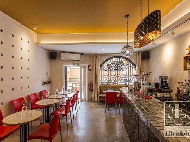 Local comercial en venta en calle D'àngel Guimerà, Calafell, de 50 m² por 119.000