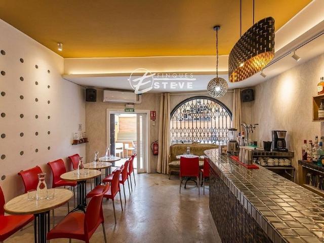 Local comercial en venta en calle D'àngel Guimerà, Calafell, de 50 m² por 119.000