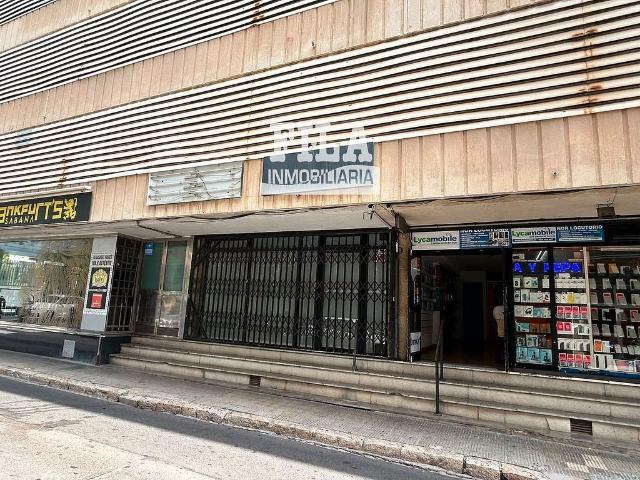 Local comercial en venta en calle D'àngel Guimerà, Calafell, de 50 m² por 120.000