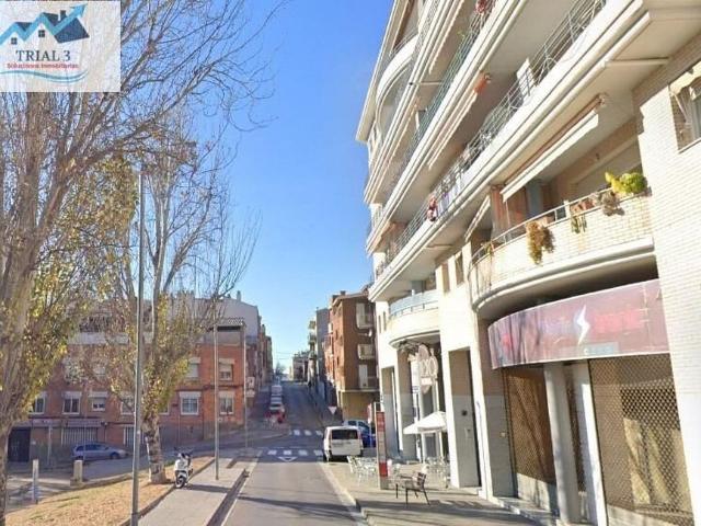 Local comercial en venta en calle D'àngel Guimerà, Terrassa, de 345 m² por 165.000