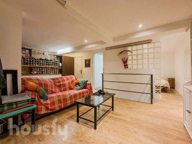Local comercial en venta en calle De Balcells, Barcelona, de 156 m² 1 habitación por 342.000