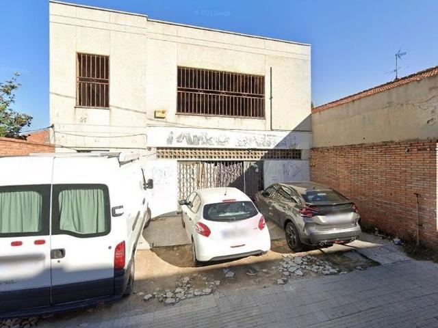 Local comercial en venta en calle De Barcelona, Martorelles, de 138 m² por 55.000