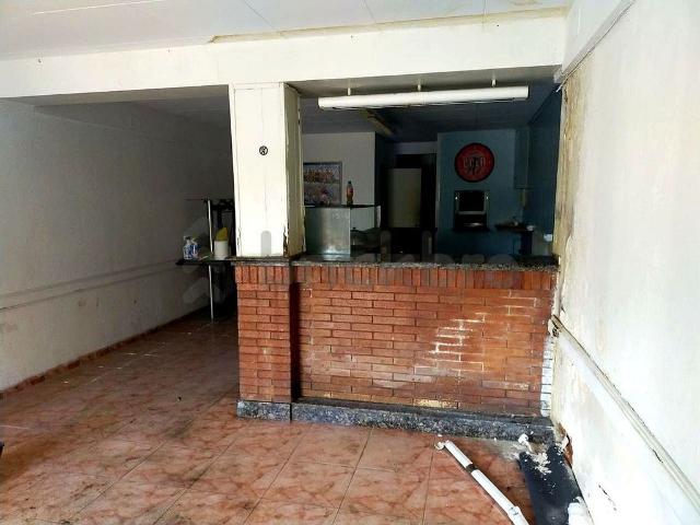 Local comercial en venta en calle De Berenguer de Palou, Barcelona, de 87 m² 2 habitaciones por 179.000