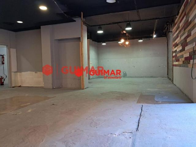 Local comercial en venta en calle De Francesc Llunell, Esplugues de Llobregat, de 120 m² por 149.000