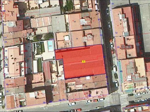 Local comercial en venta en calle De Francesc Salvans, Terrassa, de 600 m² 8 habitaciones por 333.000