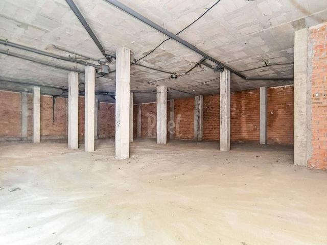 Local comercial en venta en Reus, de 250 m² por 104.400