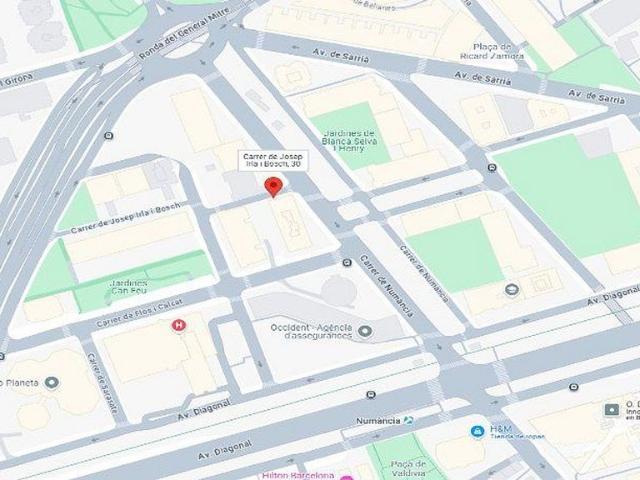 Local comercial en venta en calle De Josep Irla i Bosch, Roda de Barà, de 75 m² por 27.800