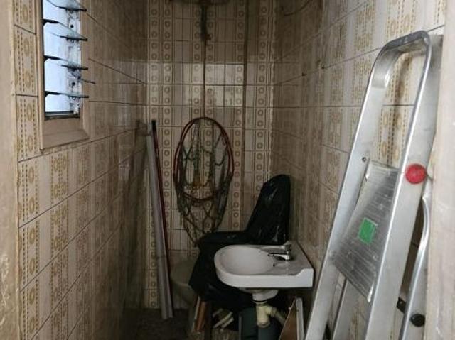 Local comercial en venta en calle De la Cantera, Barcelona, de 63 m² 1 habitación por 110.000