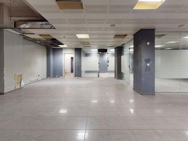 Local comercial en venta en carretera De la Bunyola, Prat de Llobregat, El, de 252 m² por 239.000