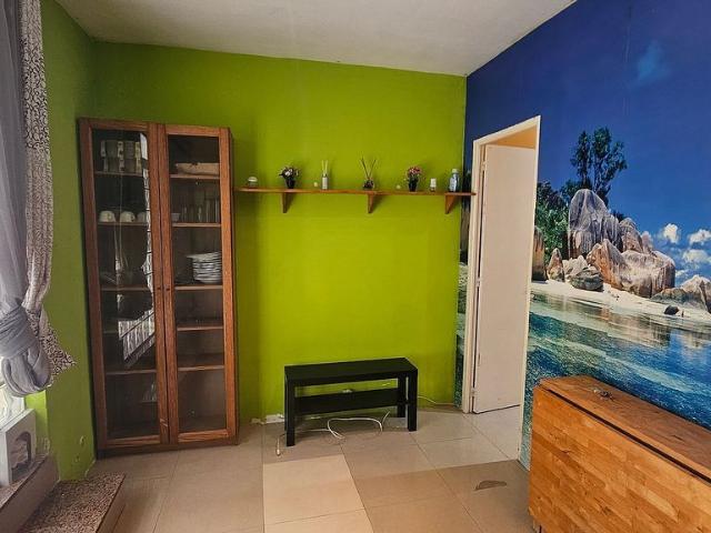 Local comercial en venta en calle De la Murtra, Barcelona, de 35 m² 4 habitaciones por 75.000