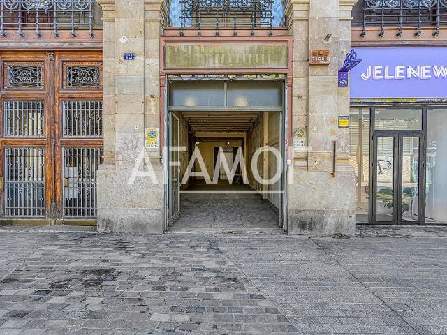Local comercial en venta en calle De la Ribera, Barcelona, de 255 m² 1 habitación por 495.000