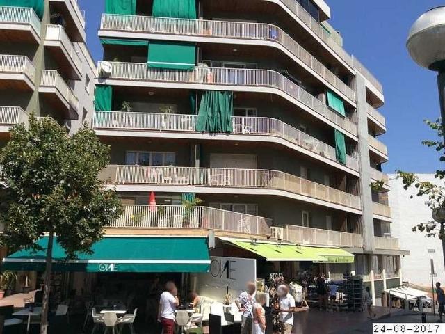 Local comercial en venta en calle De la Riera, Lloret de Mar, de 323 m² 1 habitación por 178.000