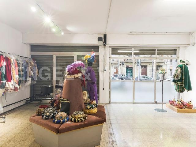 Local comercial en venta en calle De Lepant, Barcelona, de 375 m² 1 habitación por 510.000