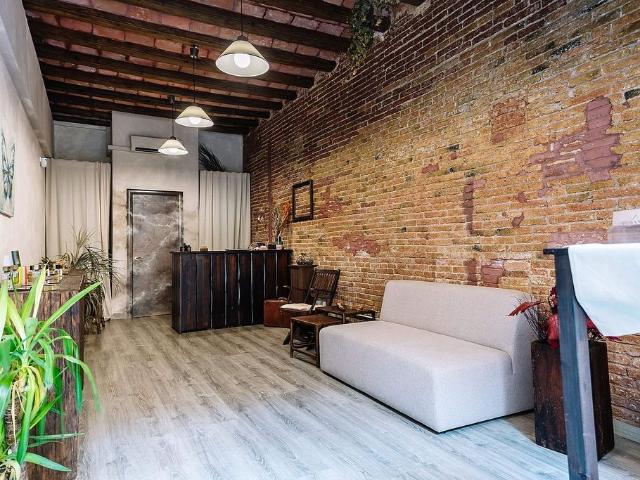 Local comercial en venta en calle De Lluís Vives, Barcelona, de 28 m² por 129.000