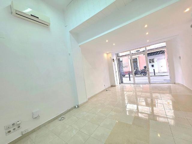 Local comercial en venta en calle De Llançà, Hospitalet de Llobregat, L´, de 42 m² 1 habitación por 75.000