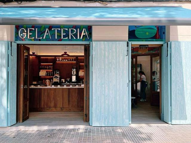 Local comercial en venta en calle De Lleida, Barcelona, de 65 m² 2 habitaciones por 299.000