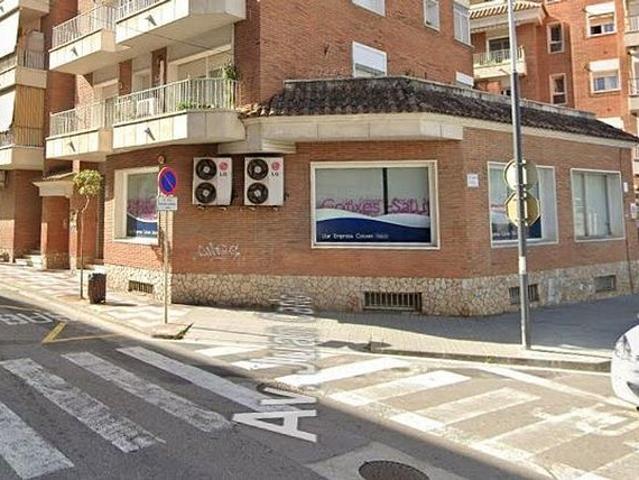 Local comercial en venta en calle De Mas Palou, Blanes, de 100 m² por 112.500