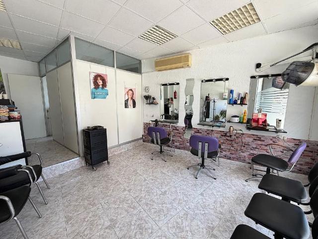 Local comercial en venta en calle De Menéndez Pidal, Hospitalet de Llobregat, L´, de 30 m² 2 habitaciones por 65.000