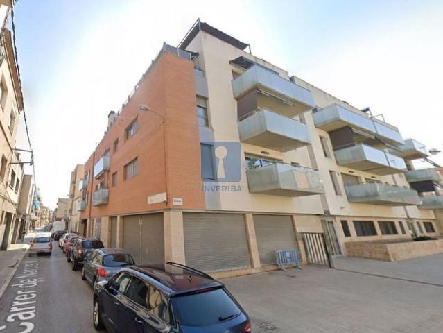 Local comercial en venta en calle De Narcís Monturiol, Prat de Llobregat, El, de 167 m² por 145.000