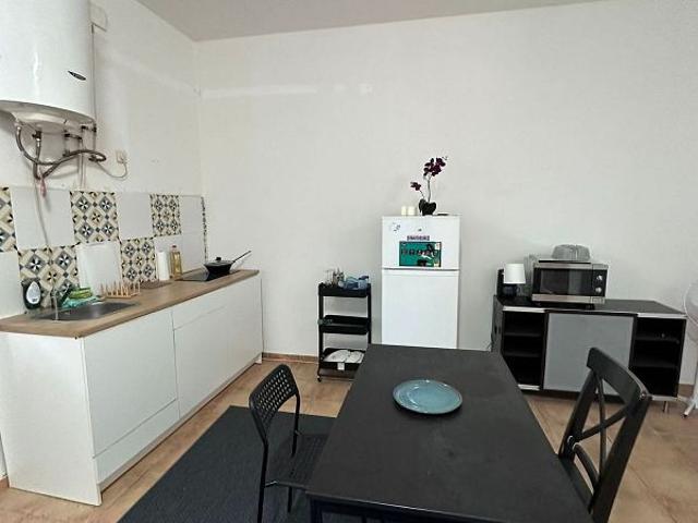 Local comercial en venta en calle De Sant Vicenç, Barcelona, de 20 m² 1 habitación por 95.000