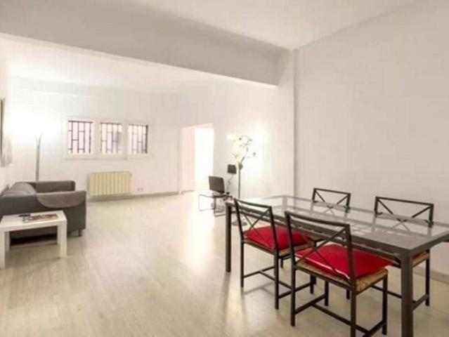 Local comercial en venta en calle De Sant Elies, Barcelona, de 56 m² por 230.000