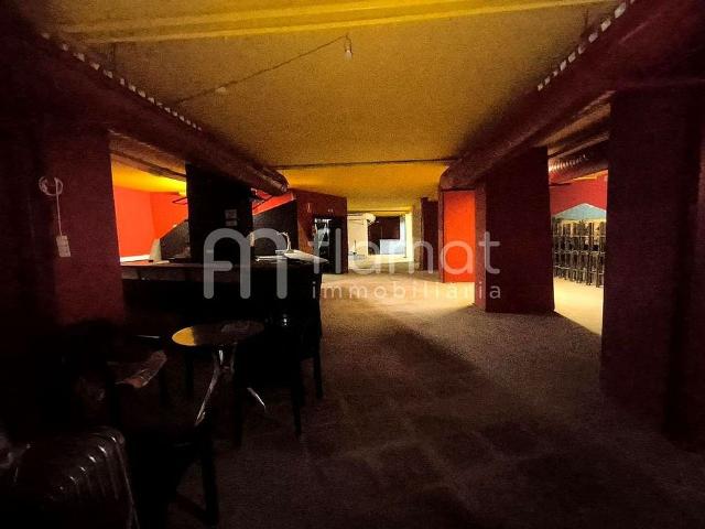 Local comercial en venta en calle De Pompeu Fabra, Blanes, de 613 m² 1 habitación por 195.000