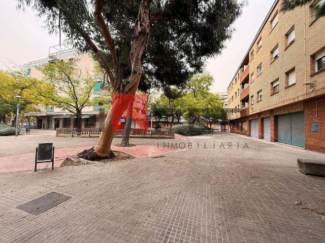 Local comercial en venta en calle De Pablo Neruda, Prat de Llobregat, El, de 80 m² 2 habitaciones por 130.000