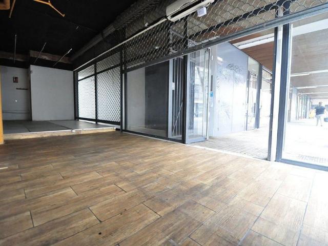 Local comercial en venta en calle De Pamplona, Barcelona, de 39 m² por 149.000