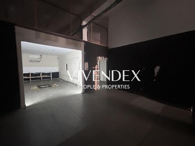 Local comercial en venta en calle De Pujades, Barcelona, de 225 m² por 600.000