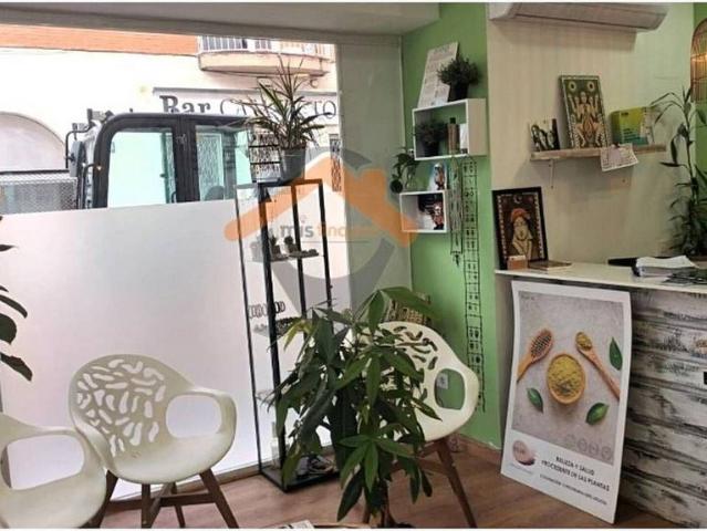 Local comercial en venta en calle De Roger de Flor, Sabadell, de 61 m² por 125.000