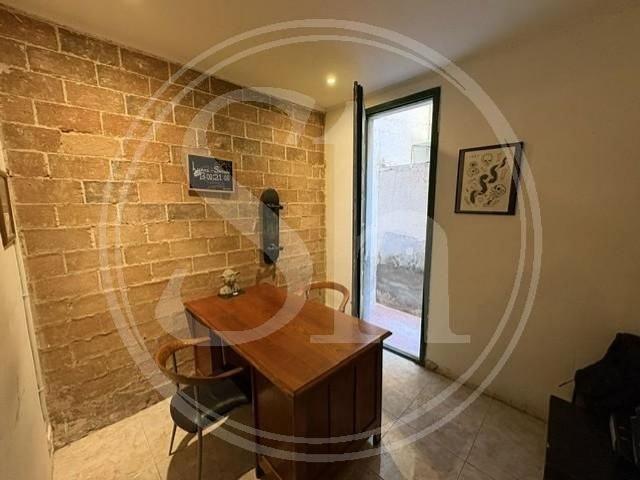 Local comercial en venta en calle De Ros de Olano, Barcelona, de 100 m² por 240.000