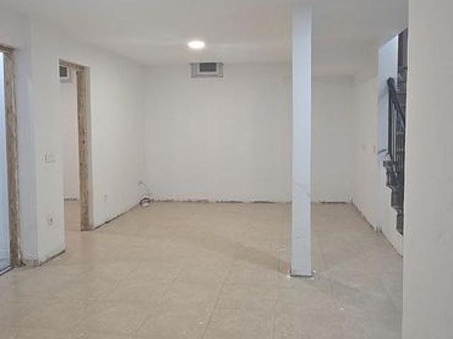 Local comercial en venta en calle De Tarragona, Lloret de Mar, de 65 m² 2 habitaciones por 88.000