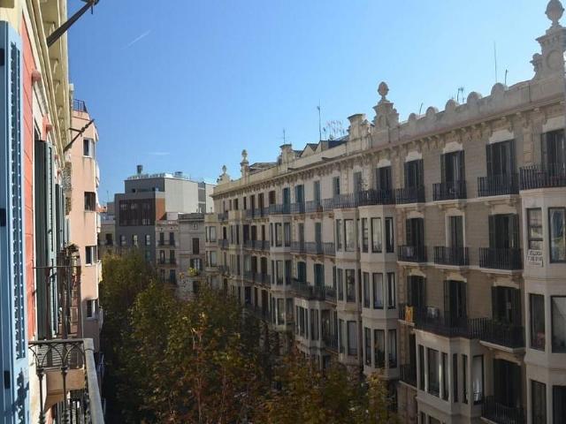 Local comercial en venta en calle De Trafalgar, Barcelona, de 503 m² 1 habitación por 780.000