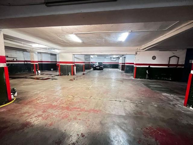 Local comercial en venta en calle Del Mas Duran, Barcelona, de 197 m² 7 habitaciones por 205.000