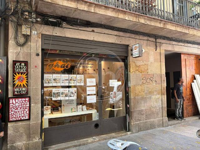 Local comercial en venta en calle Del Nou, Barcelona, de 27 m² por 148.000