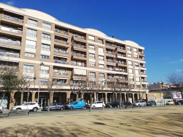 Local comercial en venta en calle Del Corregidor Escofet, Lleida, de 157 m² por 90.000