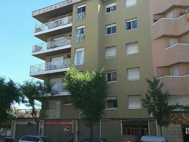 Local comercial en venta en calle Del Doctor Pujades, Igualada, de 63 m² por 43.000