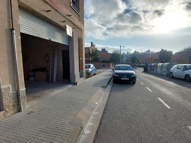 Local comercial en venta en calle Del General Vallès, Vilafranca del Penedès, de 90 m² 1 habitación por 99.000