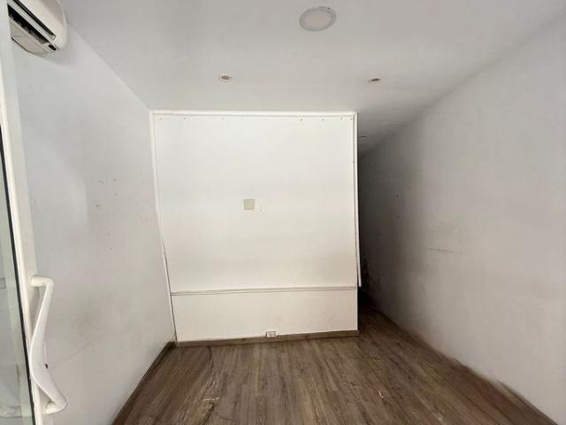 Local comercial en venta en calle Del Regent Mendieta, Barcelona, de 35 m² 1 habitación por 85.000