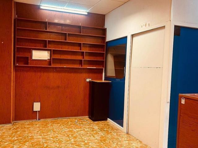Local comercial en venta en calle D'ulldecona, Tortosa, de 71 m² por 80.000